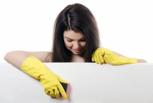 Local home cleaners in TW9 delivering detailed end of tenancy cleaning